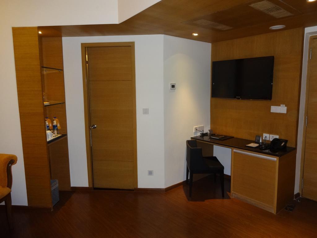 Marigold Hotel Hyderabad Exterior foto