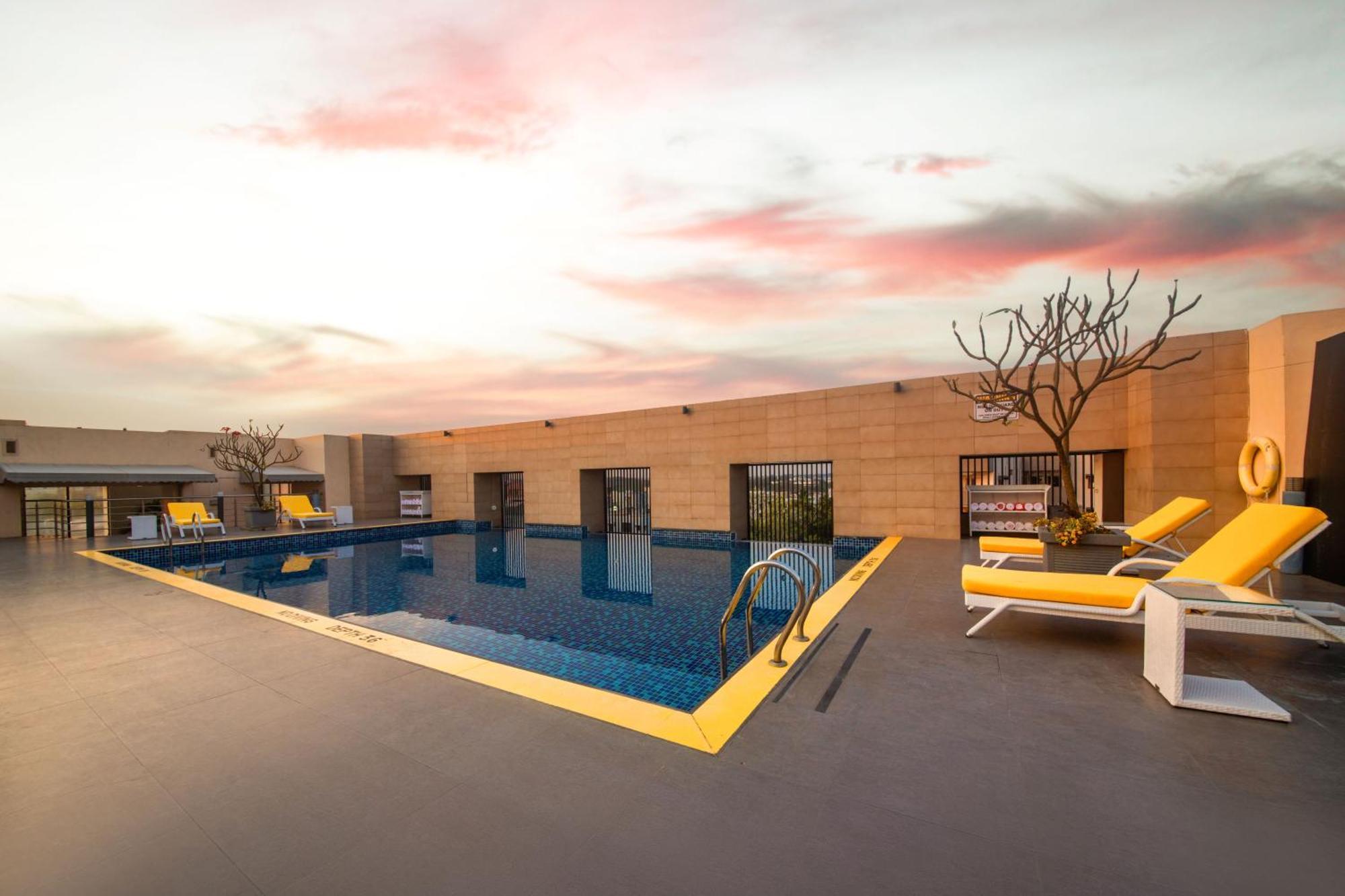 Marigold Hotel Hyderabad Exterior foto