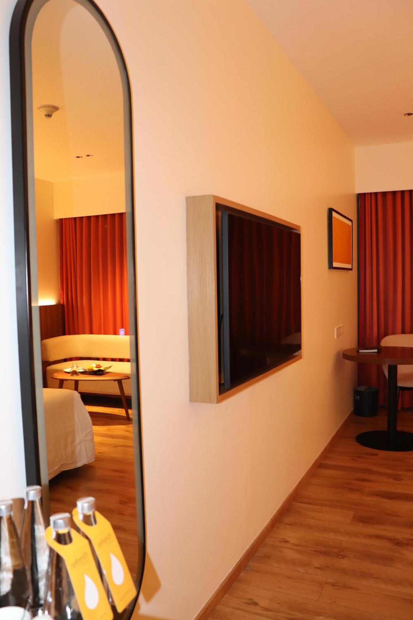 Marigold Hotel Hyderabad Exterior foto